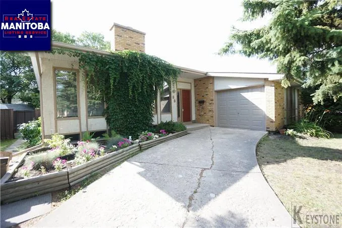 88 Rochester Ave, Winnipeg