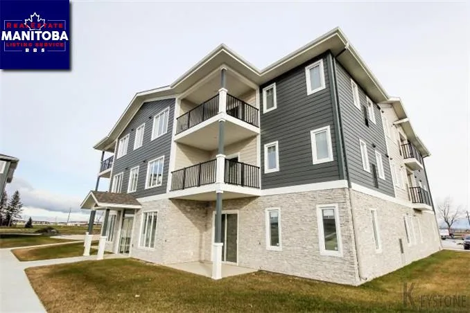 302e 1575 Roblin Blvd W, Winkler