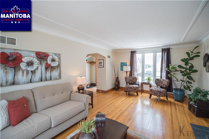 Property 360 Centennial St img1