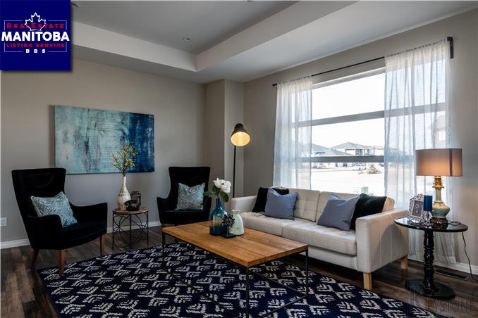 Property 41 Parkhill Cr img1