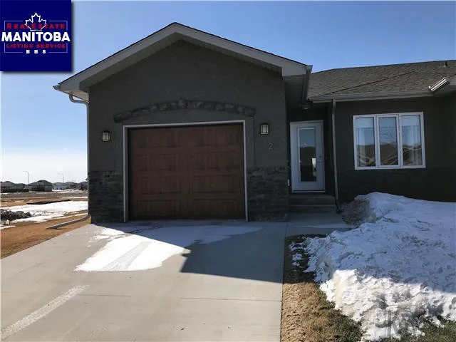 2 Bed House for Sale at 2 Shayelee Pl, Oakbank, MB - MLS® #1808746