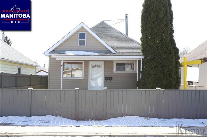 Property 588 Riverton Ave Main image