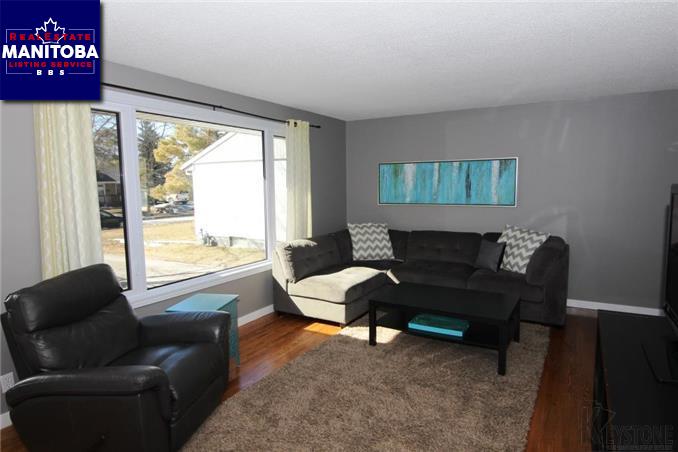 Property 154 Ridley Pl img1