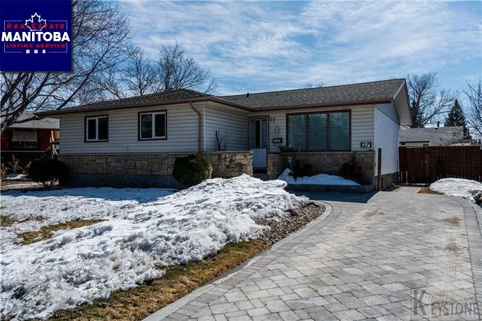 27 Morton Bay, Winnipeg