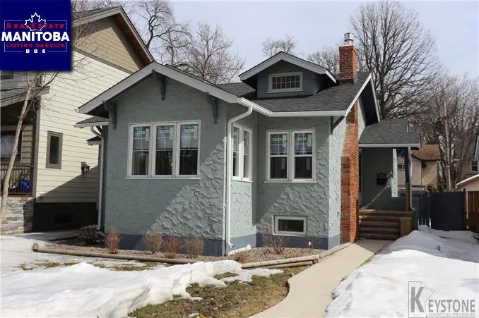 332 Oak St, Winnipeg
