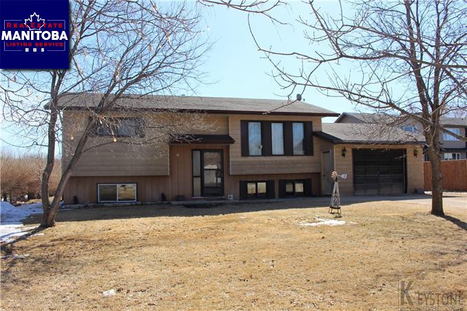 Property 304 Place Sauveur Pl img1