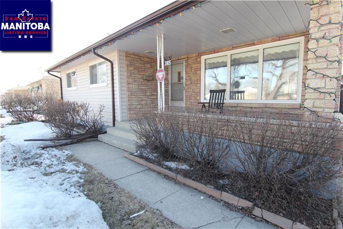 Property 785 Airlies St Main image