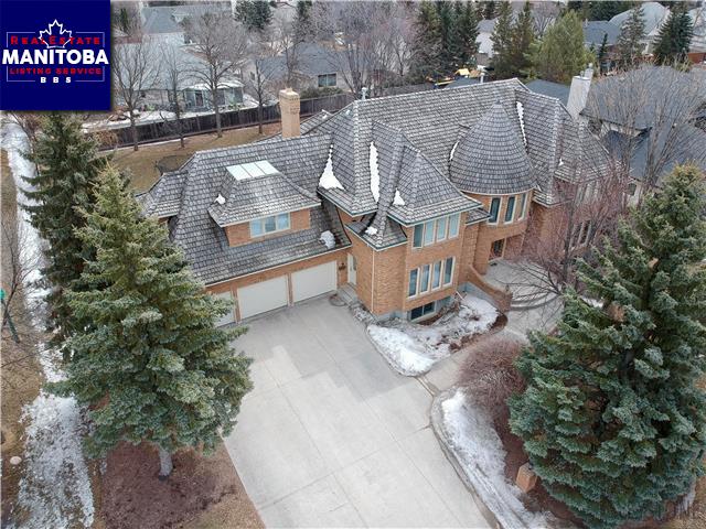 Property 711 Park Blvd S Main image