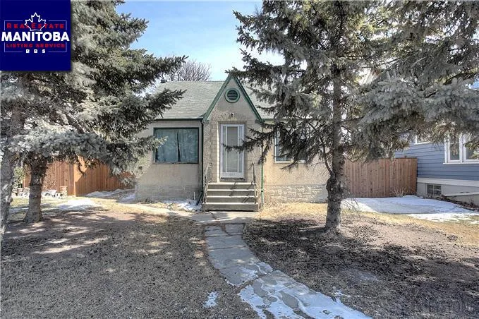 487 Henderson Hwy, Winnipeg