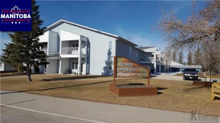 207 77 Park Ave, Lac Du Bonnet