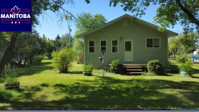 Property 46 Bay Ave img1