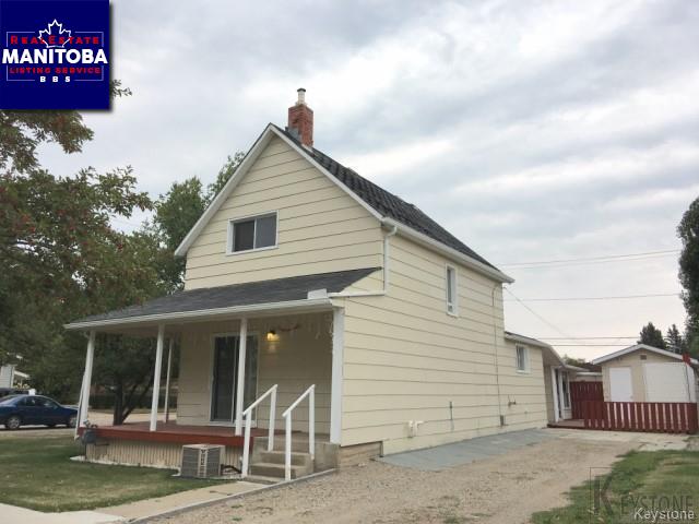 Property 146 Simcoe St Main image