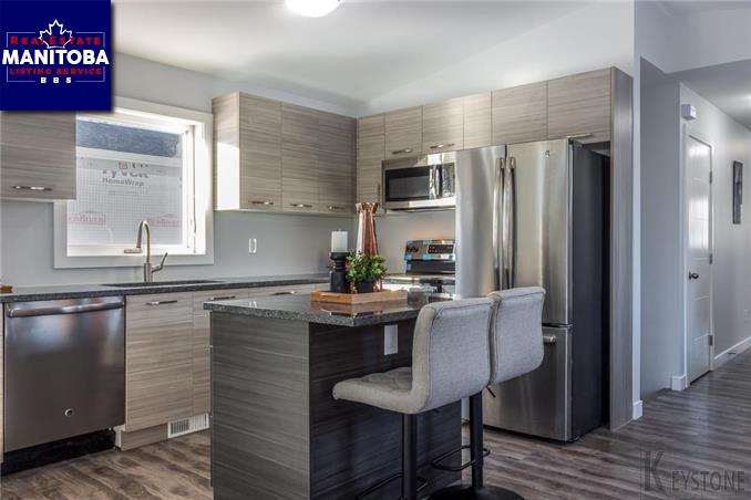 Property 444 Kilbride Ave img1