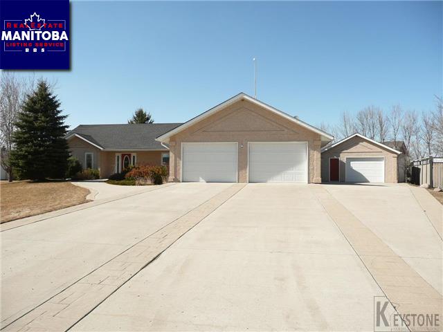 Property 9 Gamache Bay Main image