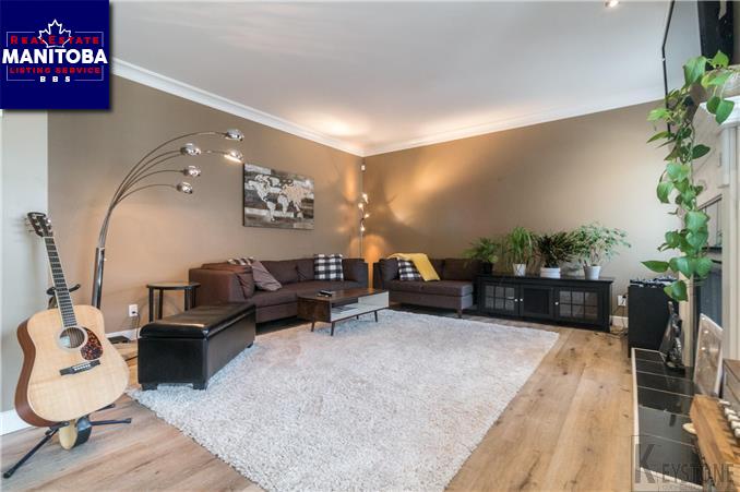 Property 375 Lilac St img1