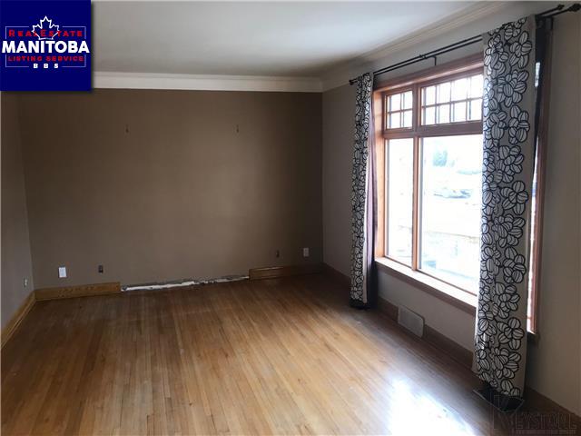 Property 616 Fleet Ave img1