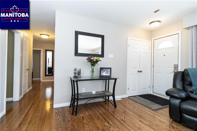 Property 36 Weinberg Rd img1