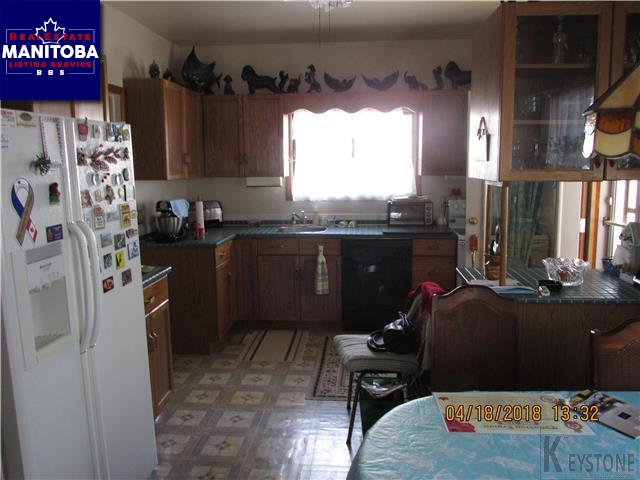 Property 331 Regent Ave E img1