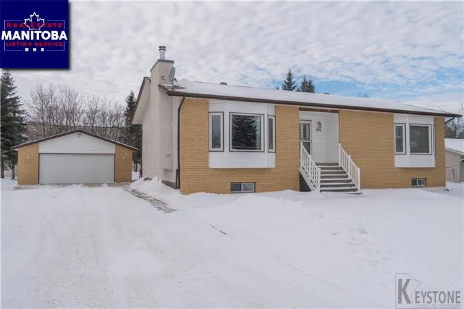 5 Bed House for Sale at 105 Oakbank Dr, Oakbank, MB - MLS® #1809236