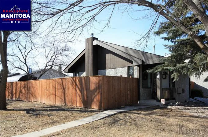 126 Woodfield Bay, Winnipeg