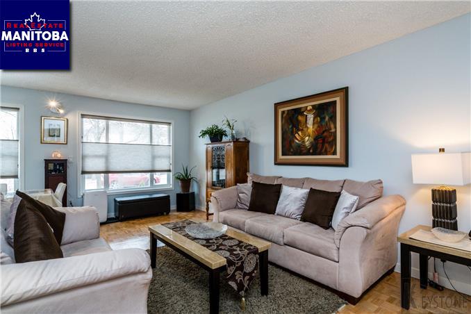 Property 155 Hawkins Cr img1