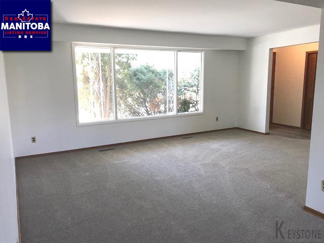 Property 65 Cornell Dr img1