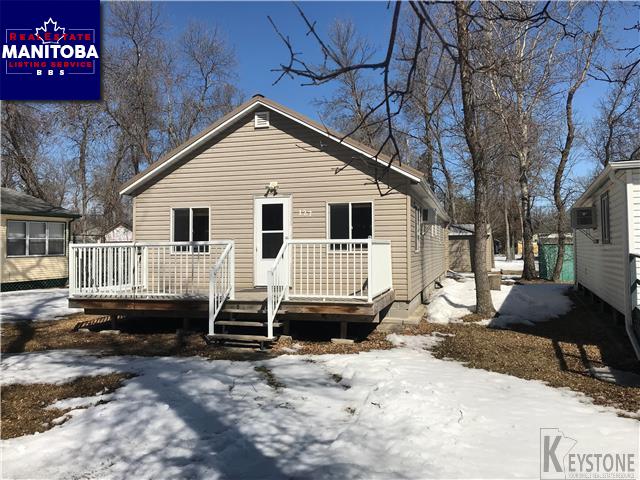 Property 127 Pine Ave img1