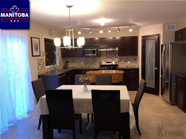 Property 122 Caribou Cr img1