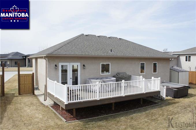 Property 33 Cutlass Dr img1