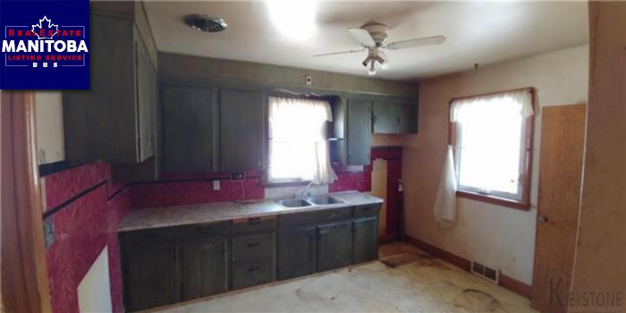 Property 163 Irving Pl img1