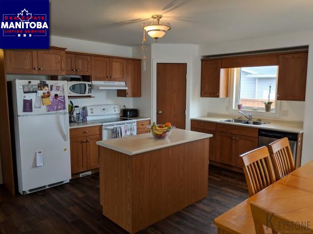 Property 50 Challenger Cr img1