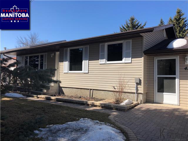 Property 43 Ellis Dr Main image