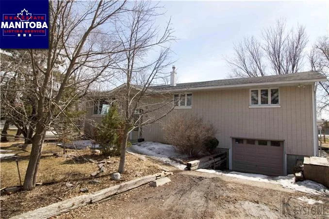 42 River Ave, Starbuck