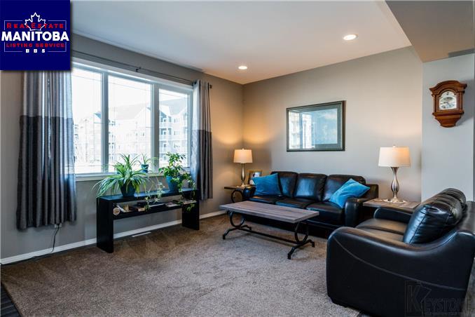 Property 36 Bankfield Cr img1