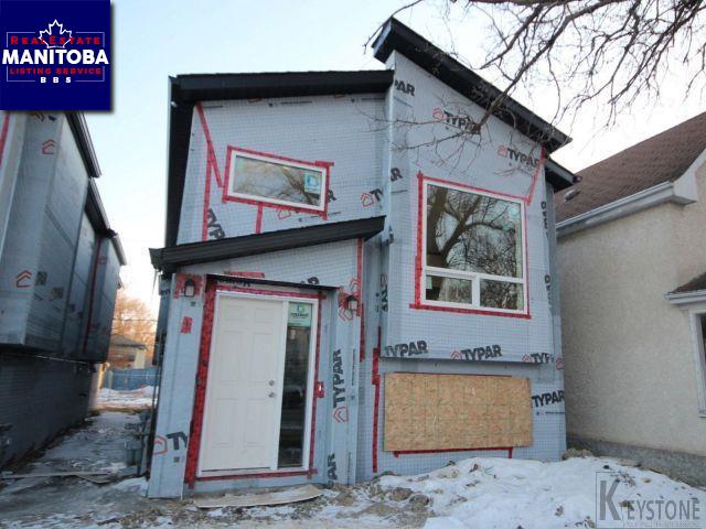 Property 1860 William Ave W img1