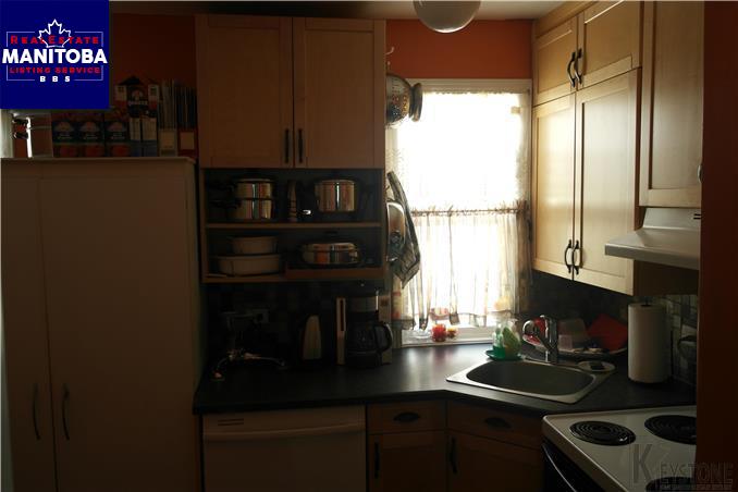 Property 1004 Carter Ave img1