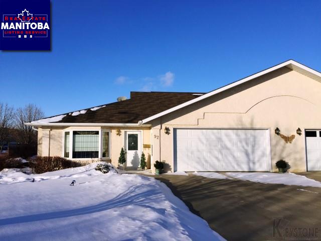 Property 92 Redwood Bay Main image