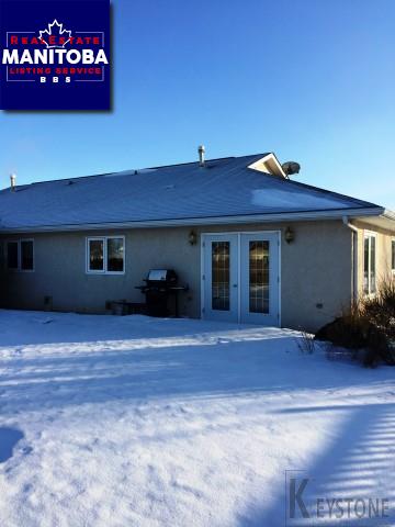 Property 92 Redwood Bay img1