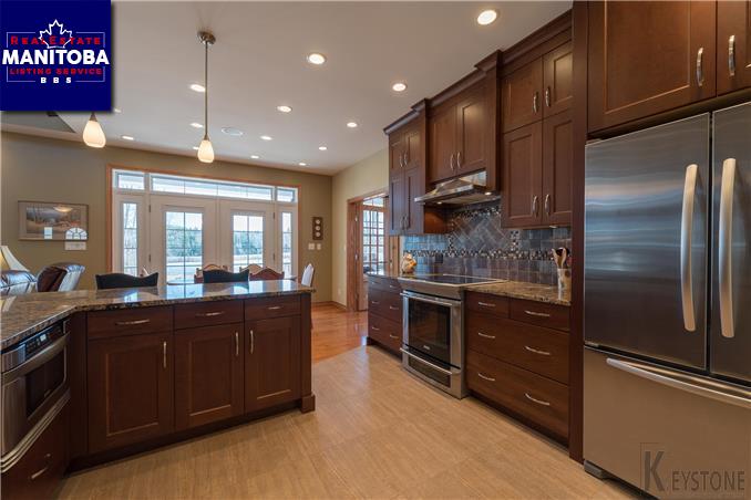 Property 18 Pioneer Dr img1