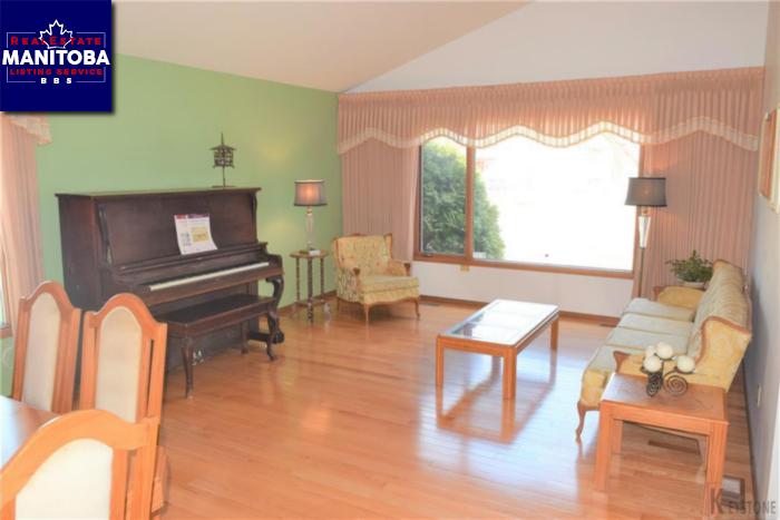 Property 22 Bruton Pl img1