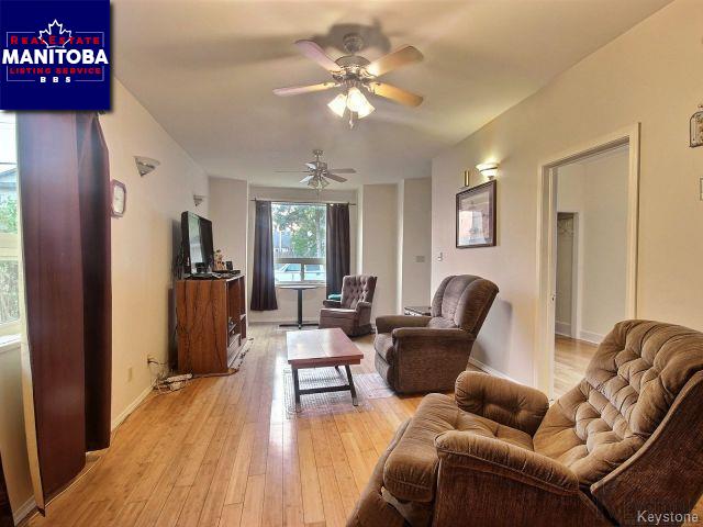 Property 281 Magnus Ave img1