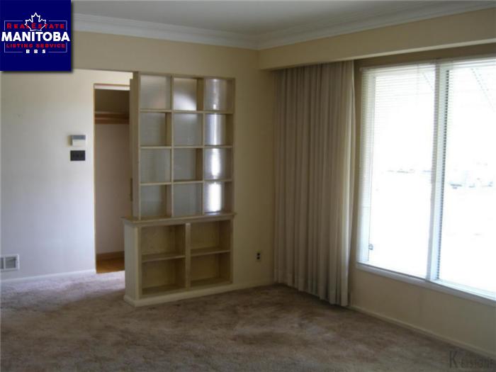 Property 94 Tudor Cr img1