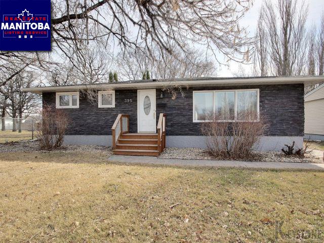 Property 395 Moray St img1