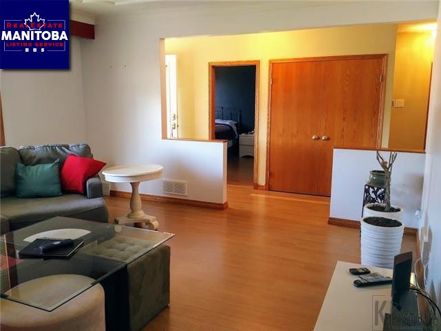 Property 417 Semple Ave img1