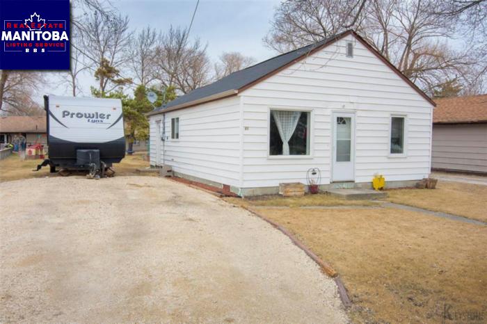 Property 81 Mcintosh St E img1