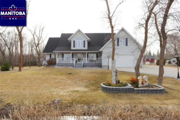 3 Bed House for Sale at 13 Merlin St, Gimli, MB - MLS® #1810277
