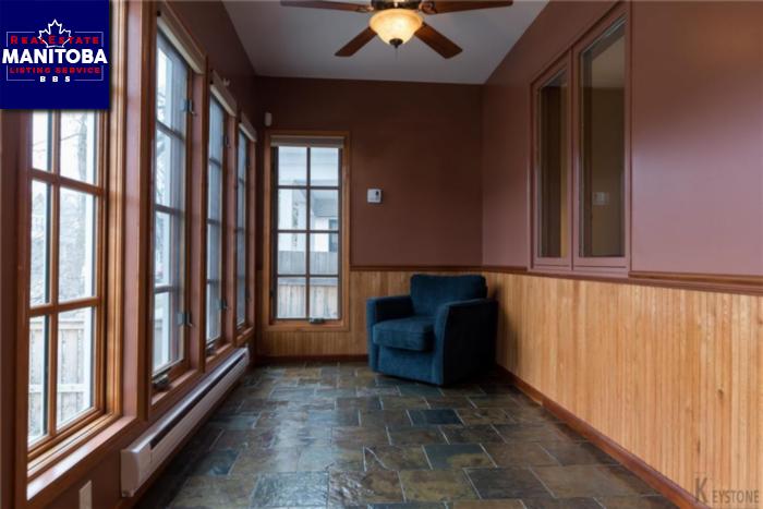 Property 36 Hart Ave img1