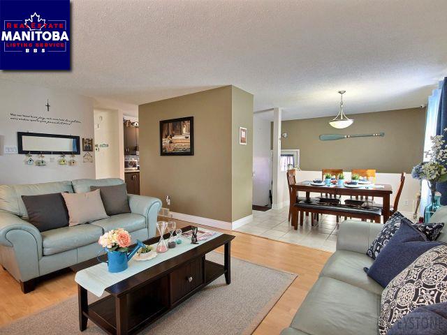 Property 87 Maberley Rd img1