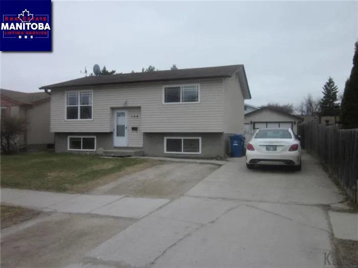 154 Blechner Dr, Winnipeg