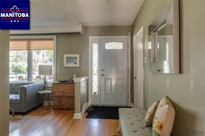 Property 365 Carpathia Rd img1